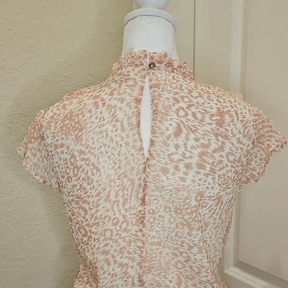 Oasis Peach, Cream Patterned Flutter Sleeve Pleated Skirt Midi Dress Sz 12 - Picture 7 of 9